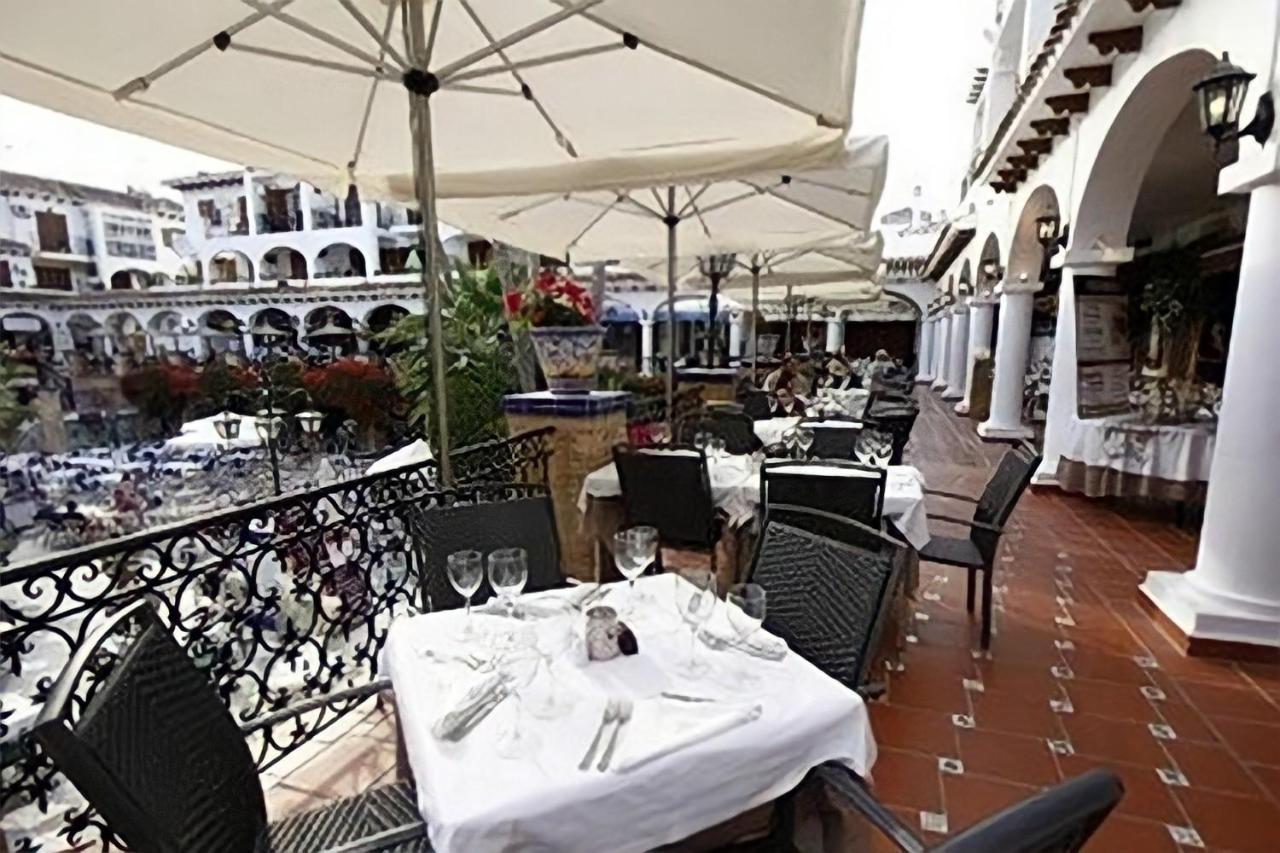 Apartment On The Plaza Alicante Kültér fotó